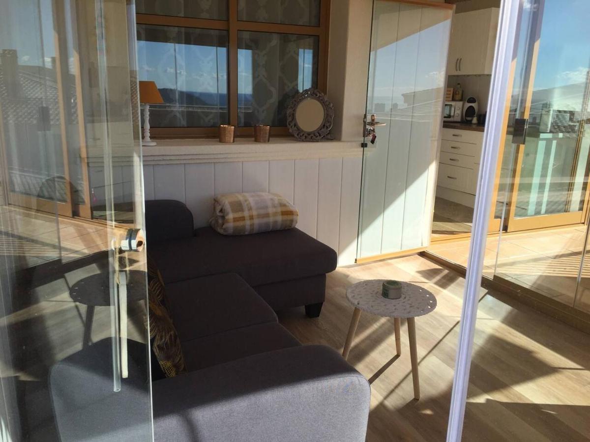 2 Bed Penthouse Apartment - Sea Views - Sleeps 4 Finestrat Exterior photo