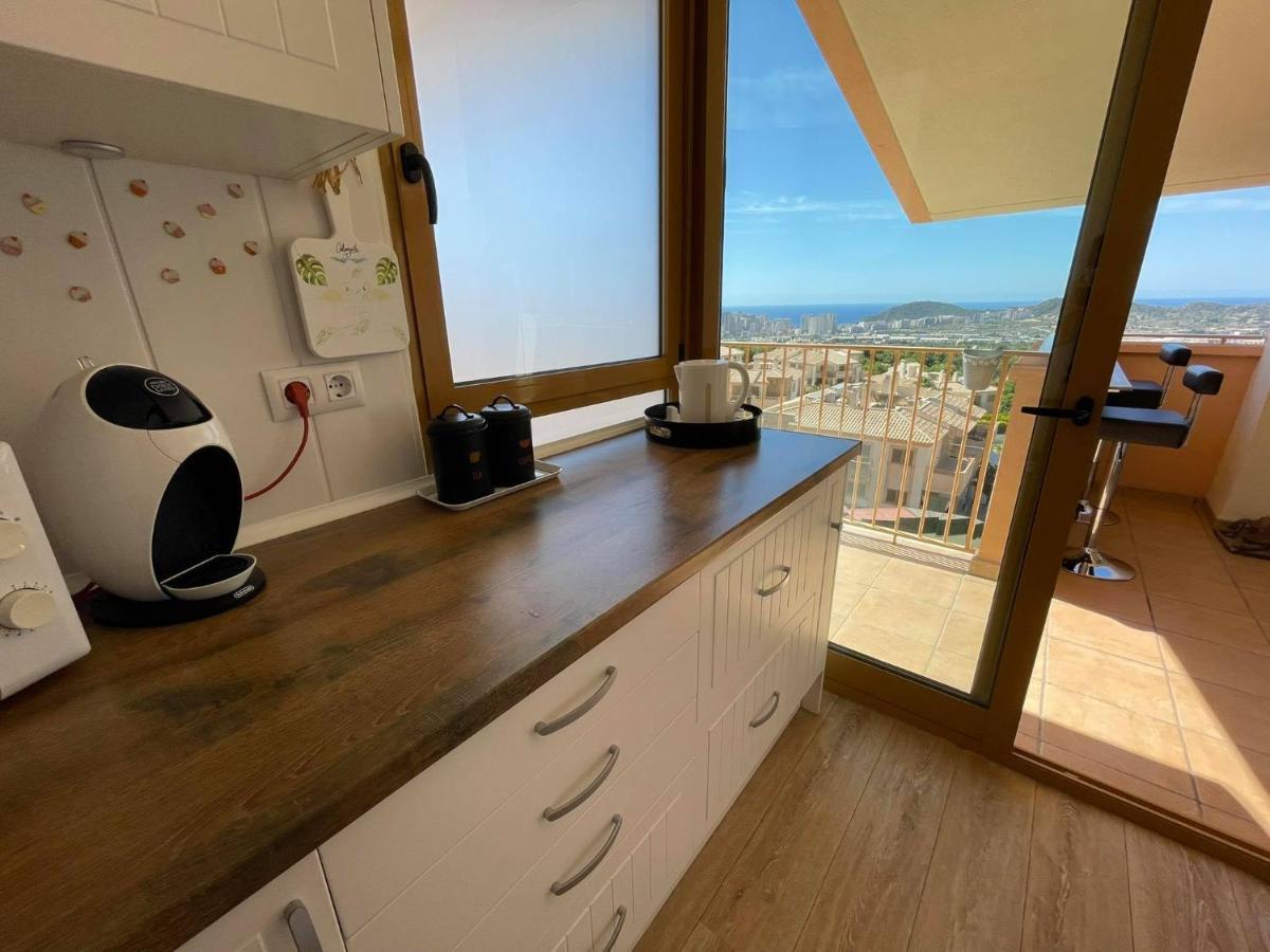 2 Bed Penthouse Apartment - Sea Views - Sleeps 4 Finestrat Exterior photo