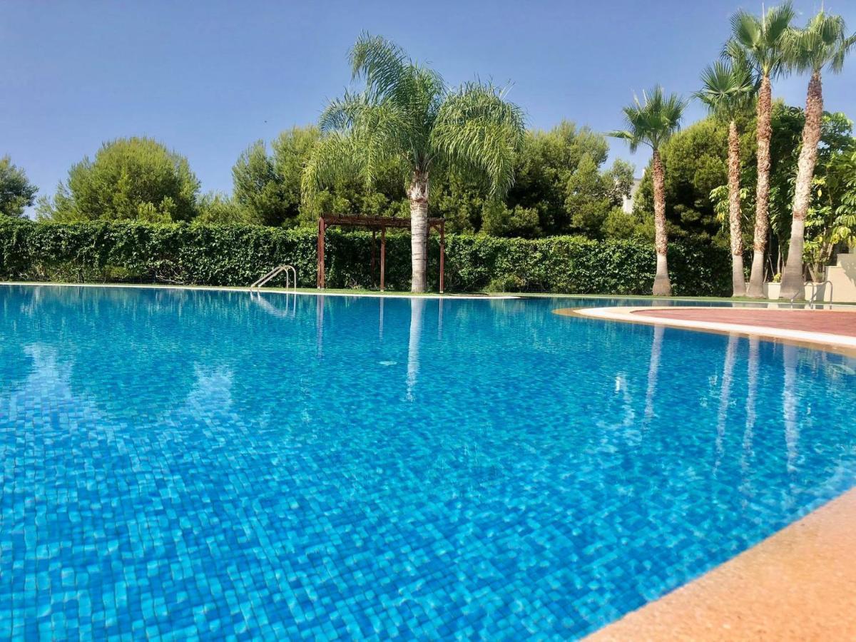 2 Bed Penthouse Apartment - Sea Views - Sleeps 4 Finestrat Exterior photo